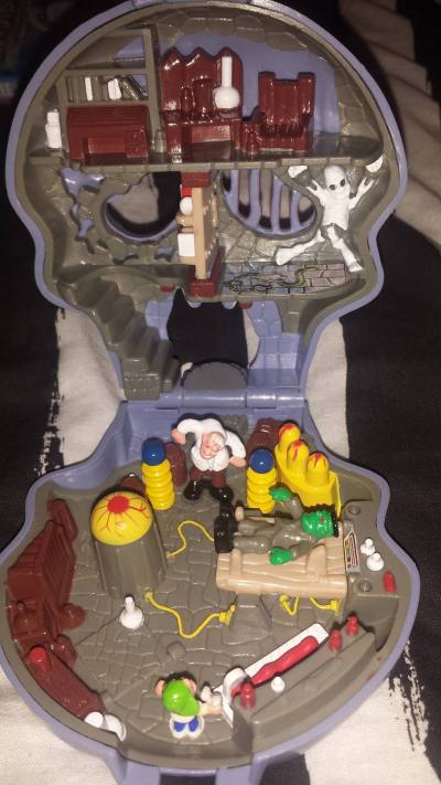 14315676_10153720190990974_1834139064_o