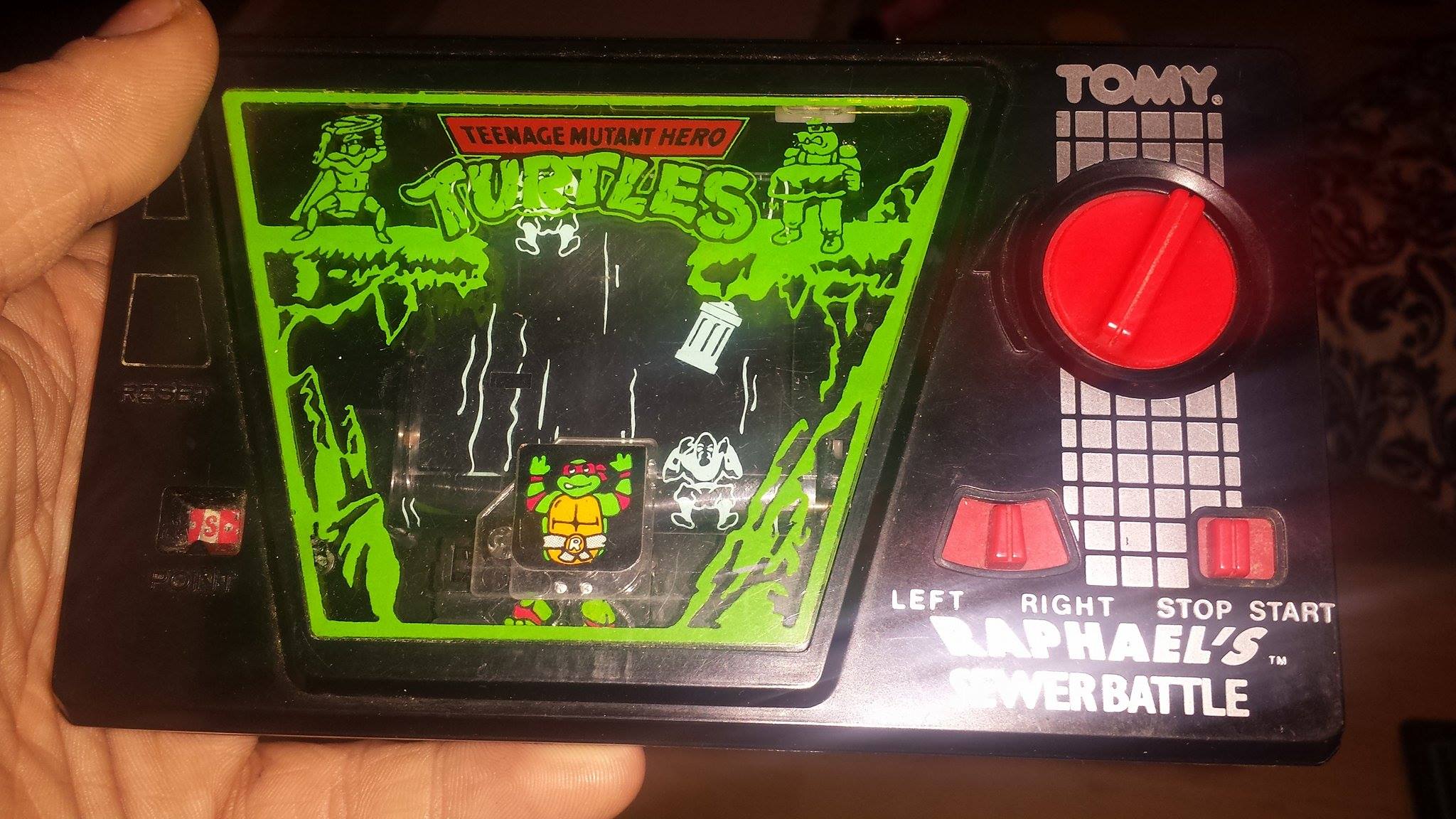 Tomy 'Pocket Arcade' Teenage Mutant Ninja (Hero) Turtles wind up